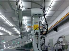 電子廠皮帶流水線工作臺與廣東機(jī)械手輸送機(jī) 專業(yè)廠家的電子節(jié)能產(chǎn)品